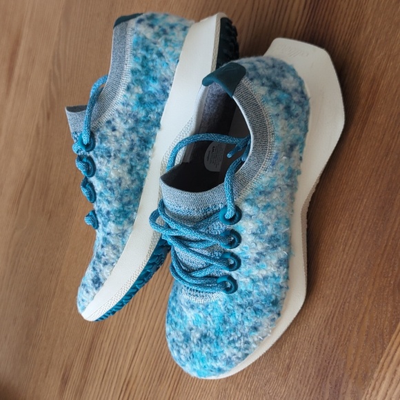 ⭐ Allbirds Women's Wool Dasher Fluffs - Picture 5 of 10